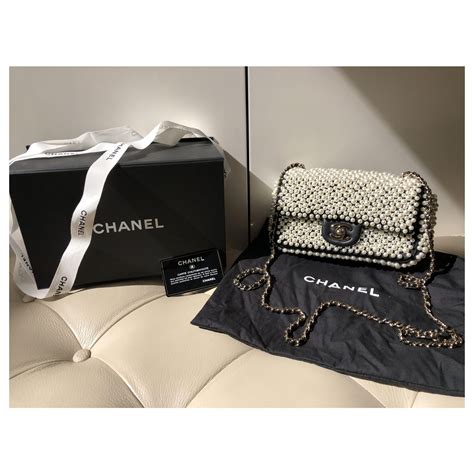 chanel pearl bag